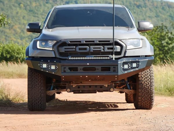 SUITS FORD RANGER RAPTOR EXTREME SERIES BULLBAR V1 - BLACK POWDER COAT||SUITS FORD RANGER RAPTOR EXTREME SERIES BULLBAR V1 - BLACK POWDER COAT 1